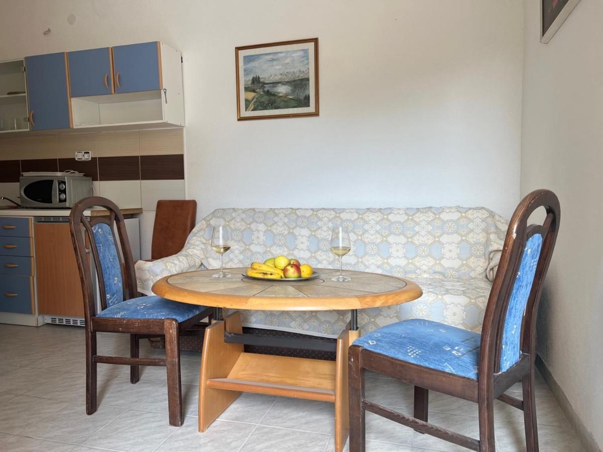Apartments Melek 梅杜林 外观 照片