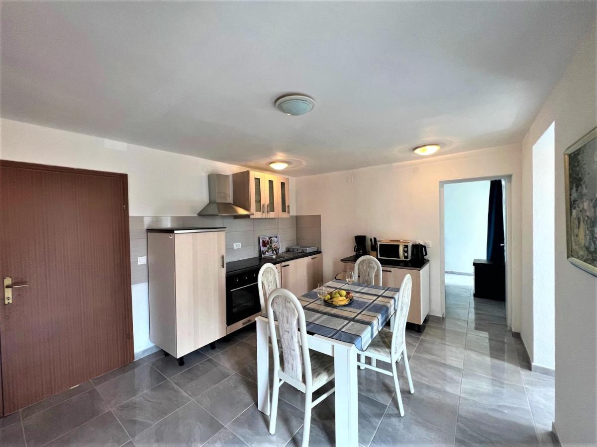 Apartments Melek 梅杜林 外观 照片