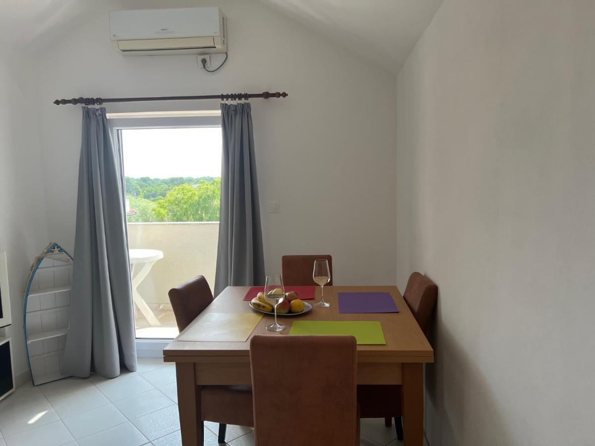 Apartments Melek 梅杜林 外观 照片